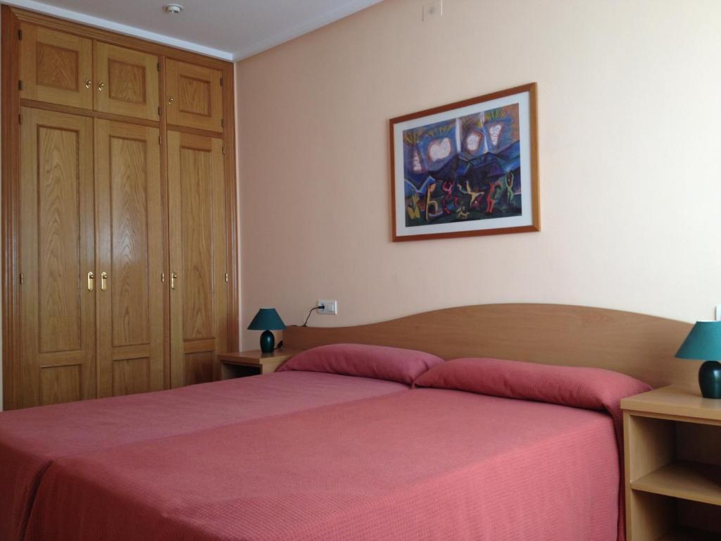 Apartamentos Turisticos Puerta de León Leão Exterior foto