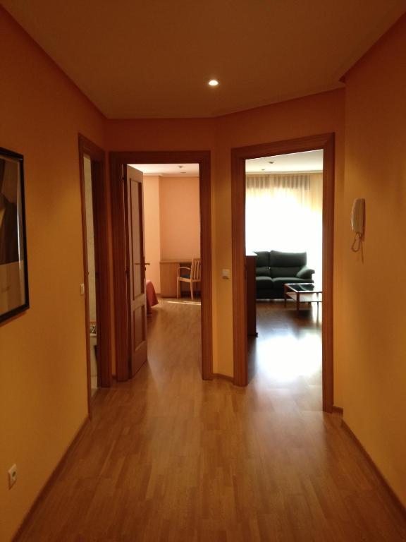 Apartamentos Turisticos Puerta de León Leão Quarto foto